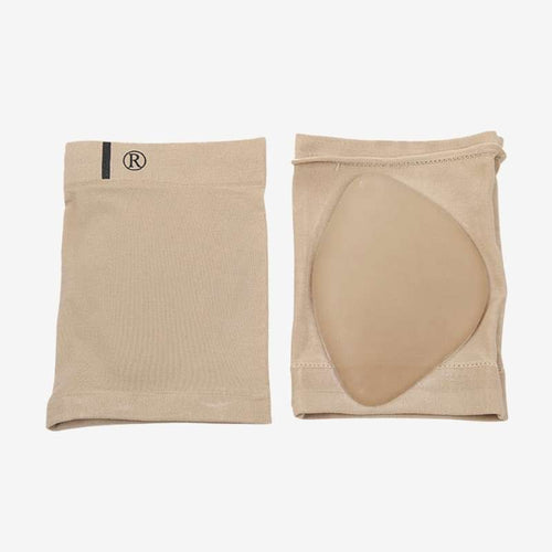 Bandage with pads that prevents blister on feet from shoes